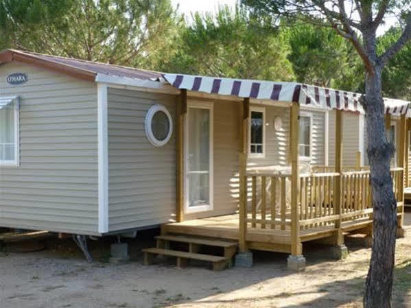 Camping Neptuno Hotel Pals Buitenkant foto